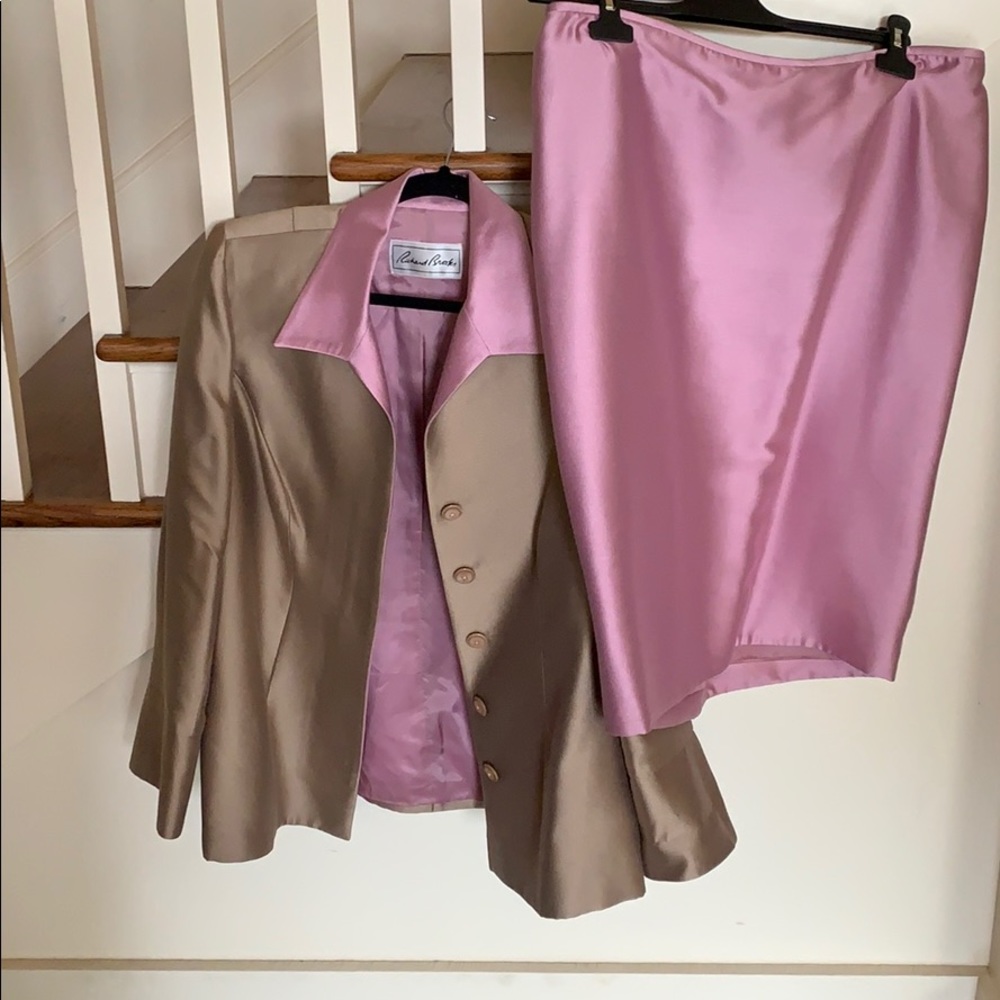 Suit set